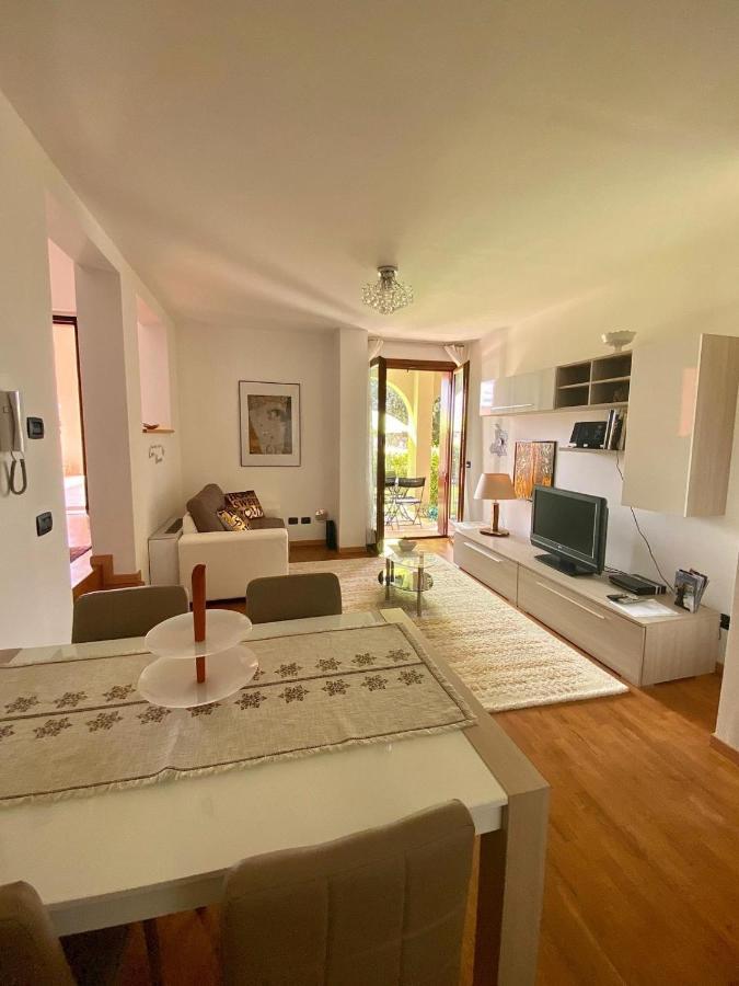 Dream Apartment Toscolano Maderno Bagian luar foto