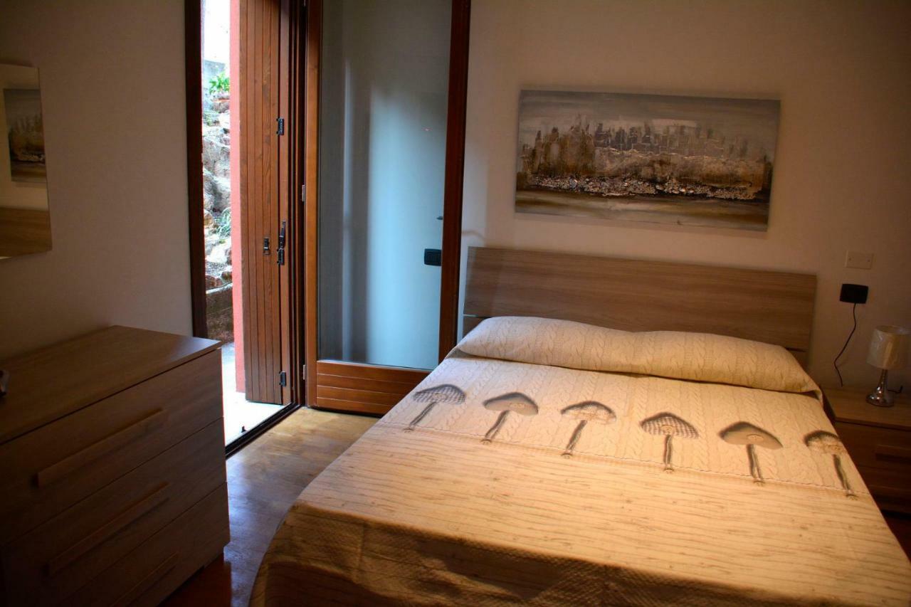 Dream Apartment Toscolano Maderno Bagian luar foto