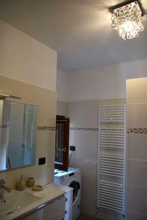 Dream Apartment Toscolano Maderno Bagian luar foto